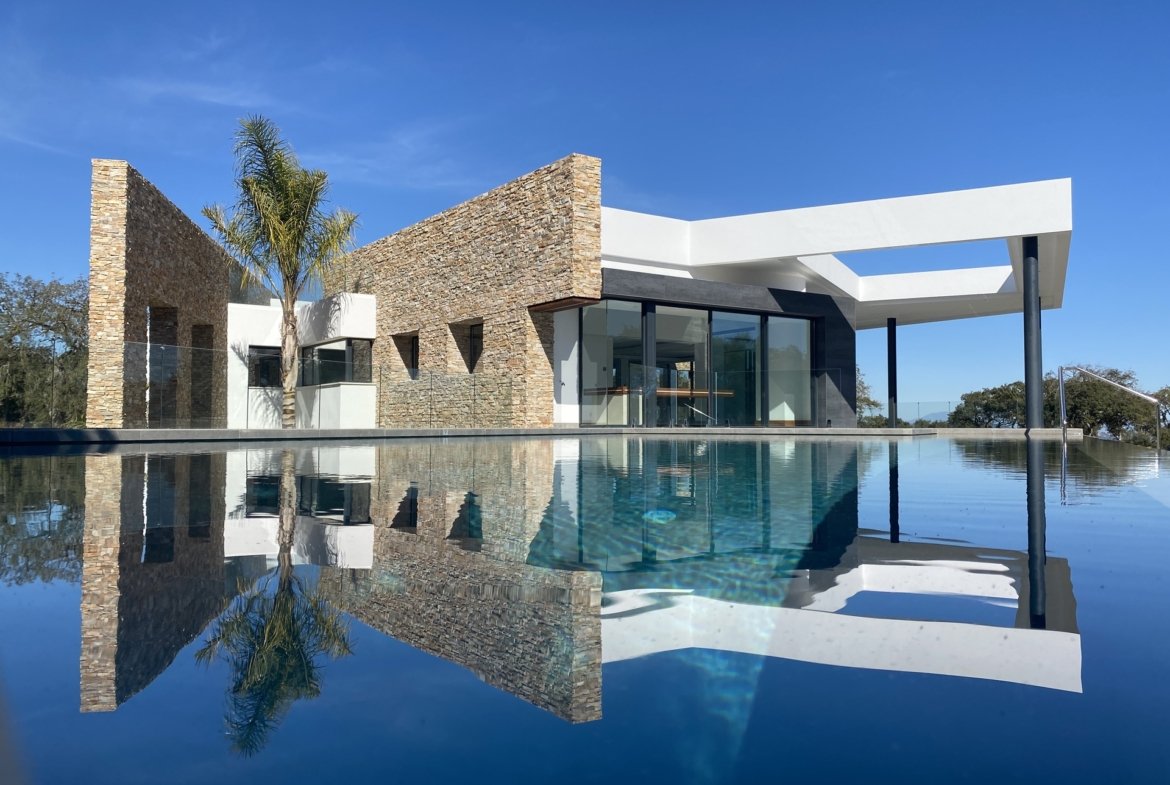 1 San Roque 84 Villa House