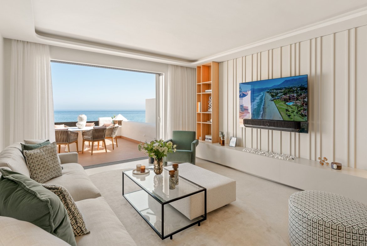 Bahia del Velerin 1 6 18 Living room
